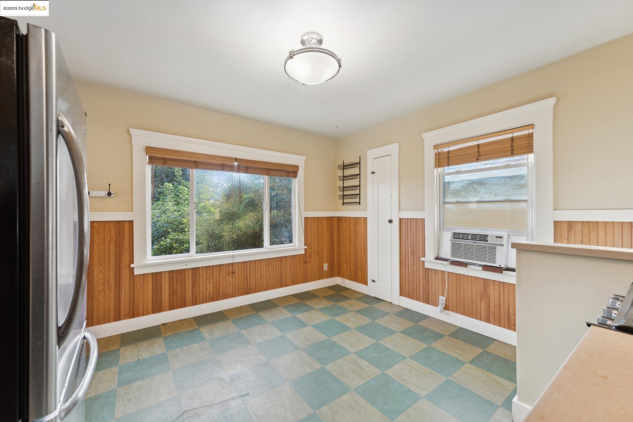 Detail Gallery Image 48 of 60 For 988-986 44th St, Oakland,  CA 94608 - – Beds | – Baths