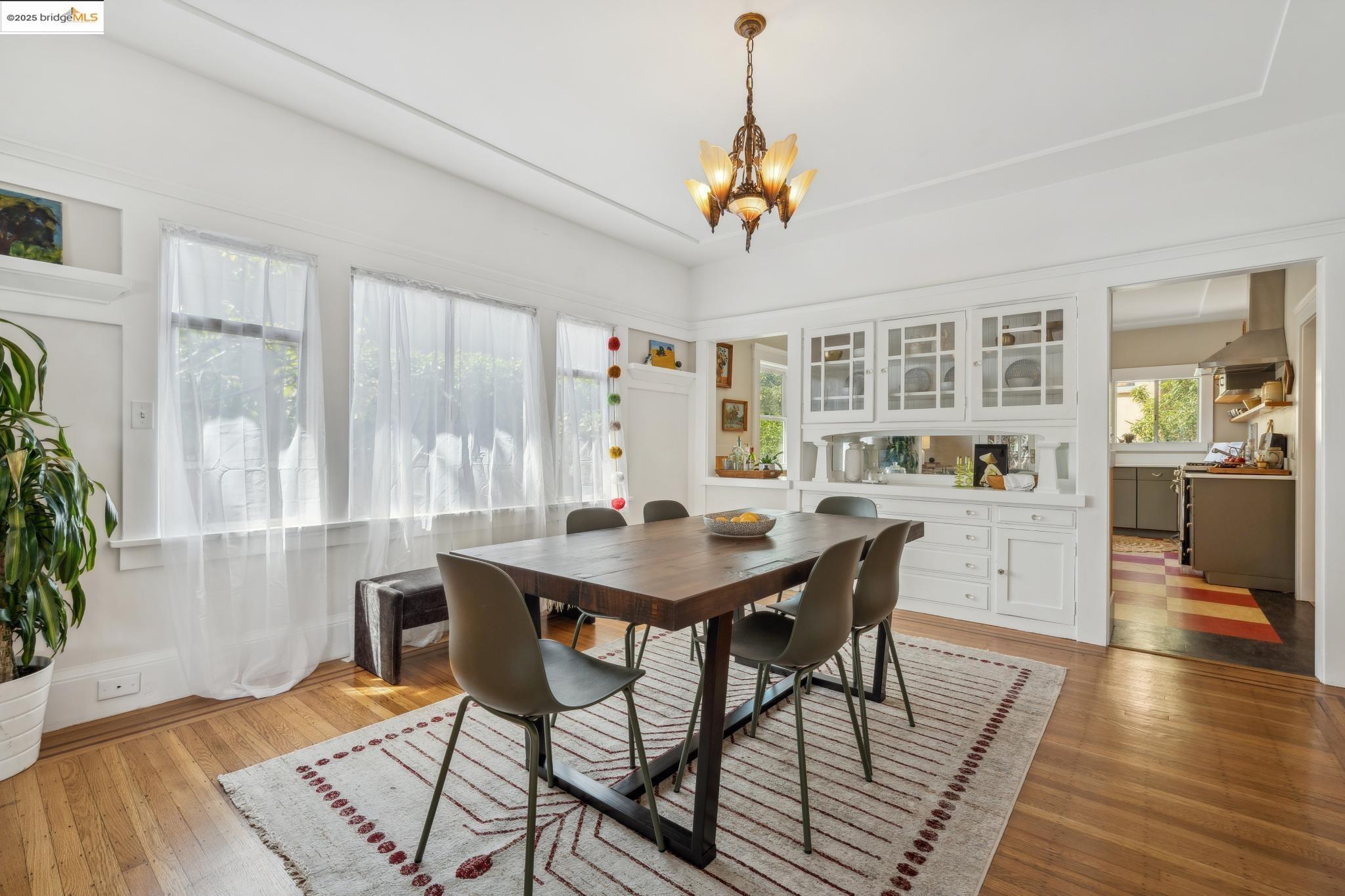 Detail Gallery Image 10 of 60 For 988-986 44th St, Oakland,  CA 94608 - – Beds | – Baths