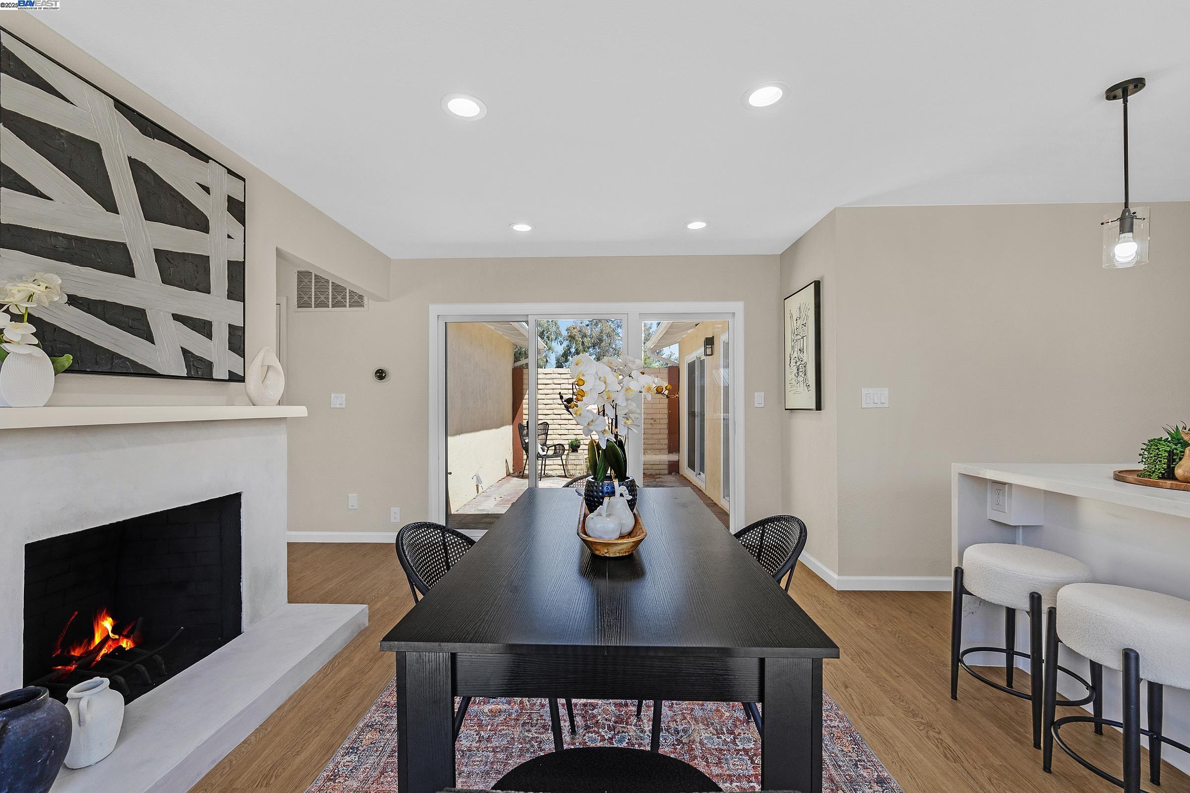 Detail Gallery Image 11 of 42 For 693 Mayten Dr, Livermore,  CA 94551 - 4 Beds | 2 Baths