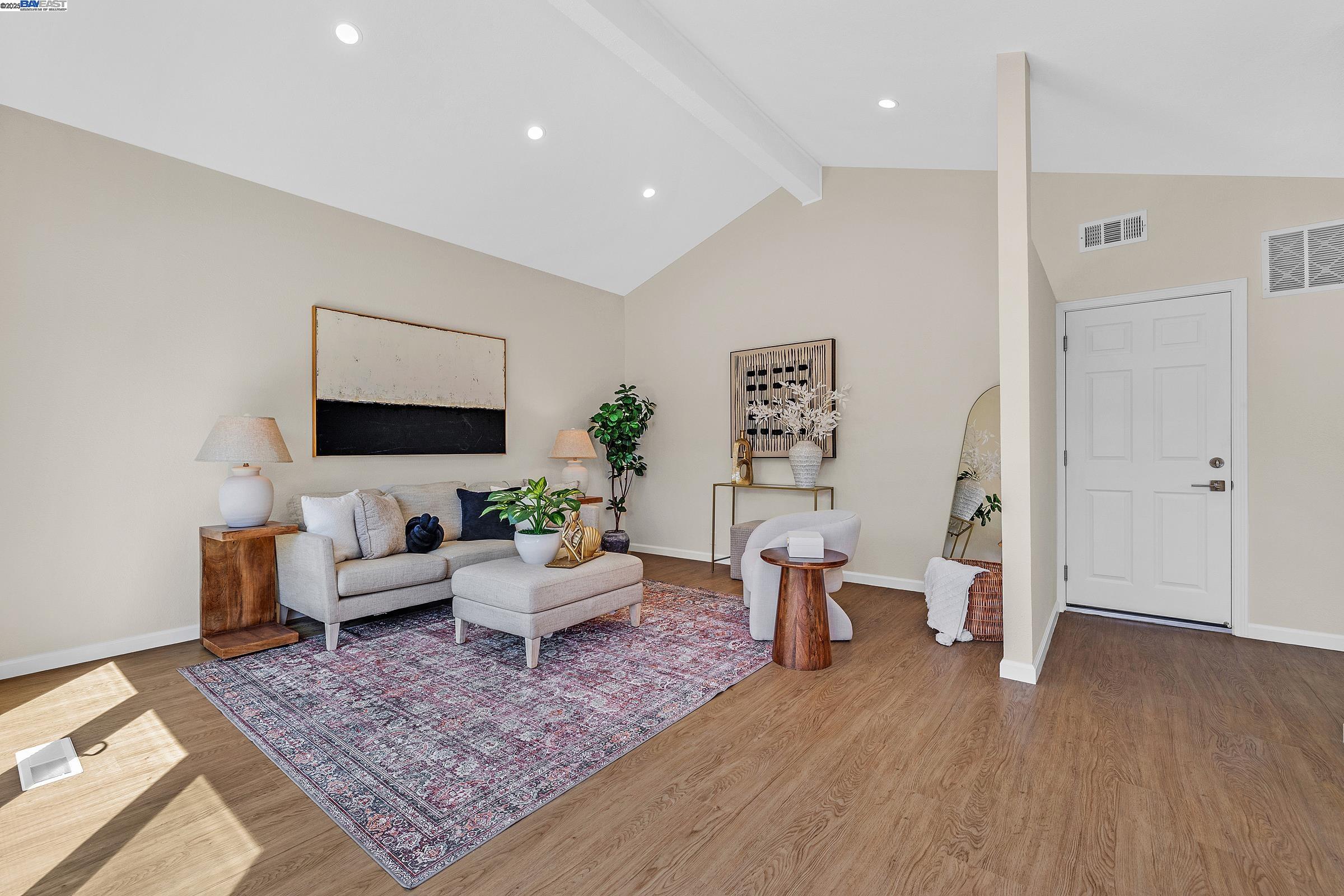 Detail Gallery Image 5 of 42 For 693 Mayten Dr, Livermore,  CA 94551 - 4 Beds | 2 Baths