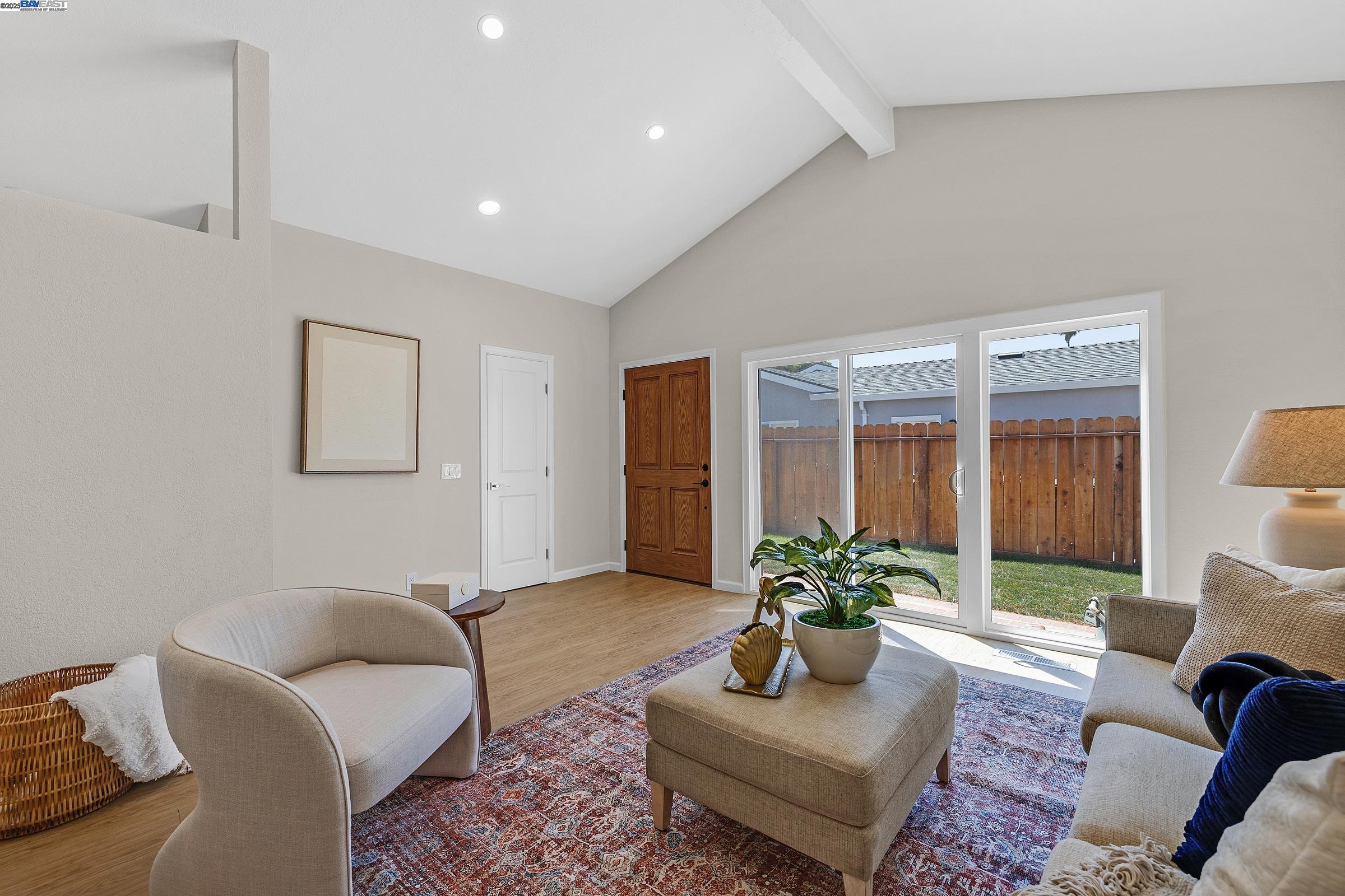 Detail Gallery Image 6 of 42 For 693 Mayten Dr, Livermore,  CA 94551 - 4 Beds | 2 Baths