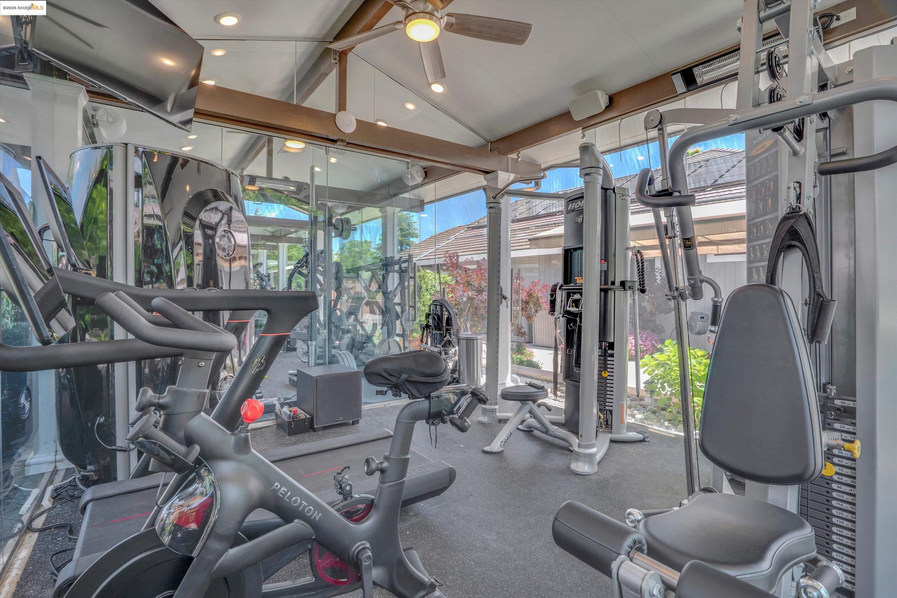 Detail Gallery Image 29 of 60 For 25 Madeira Ct, Oakley,  CA 94561 - 4 Beds | 4 Baths