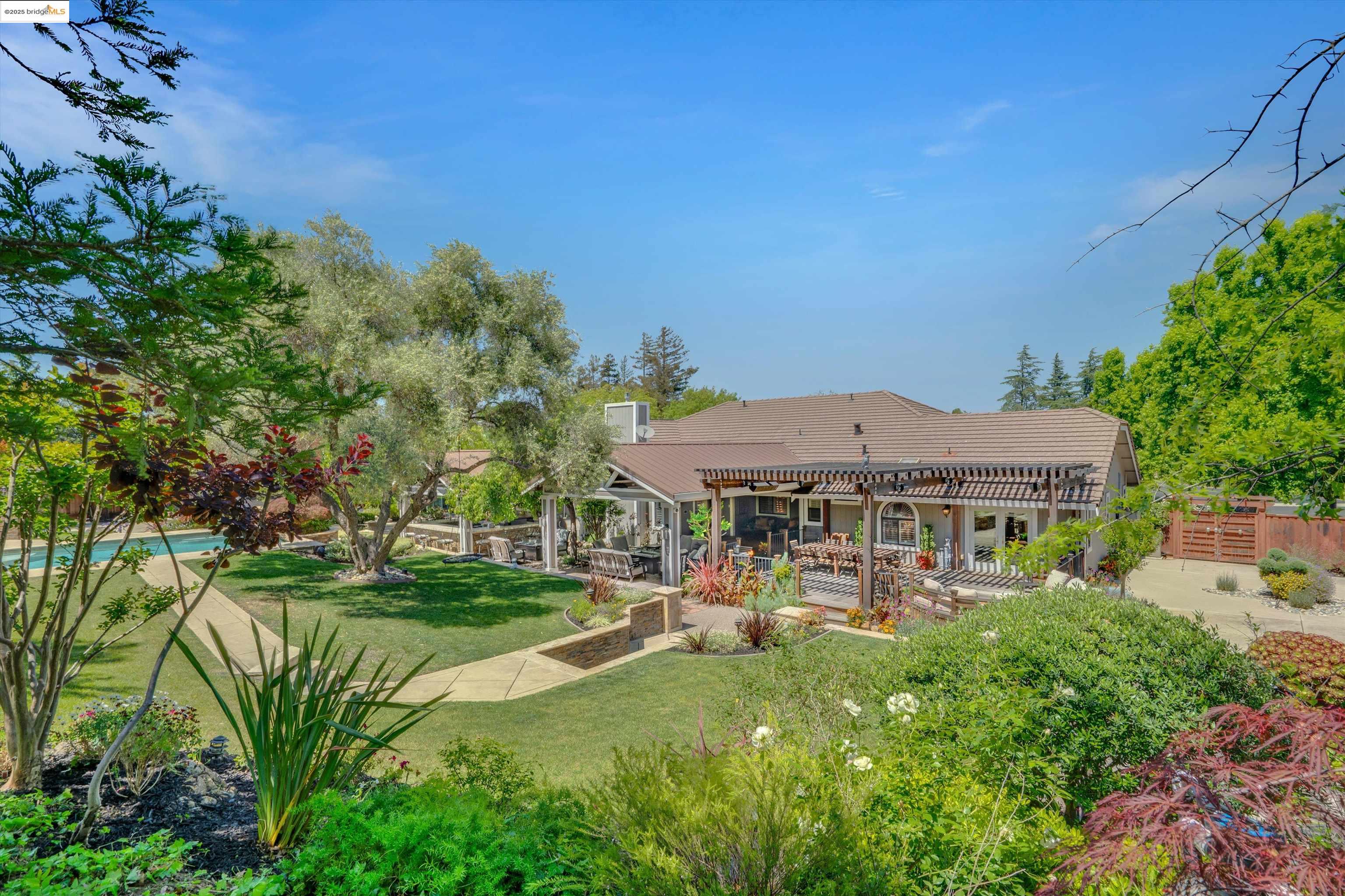 Detail Gallery Image 47 of 60 For 25 Madeira Ct, Oakley,  CA 94561 - 4 Beds | 4 Baths
