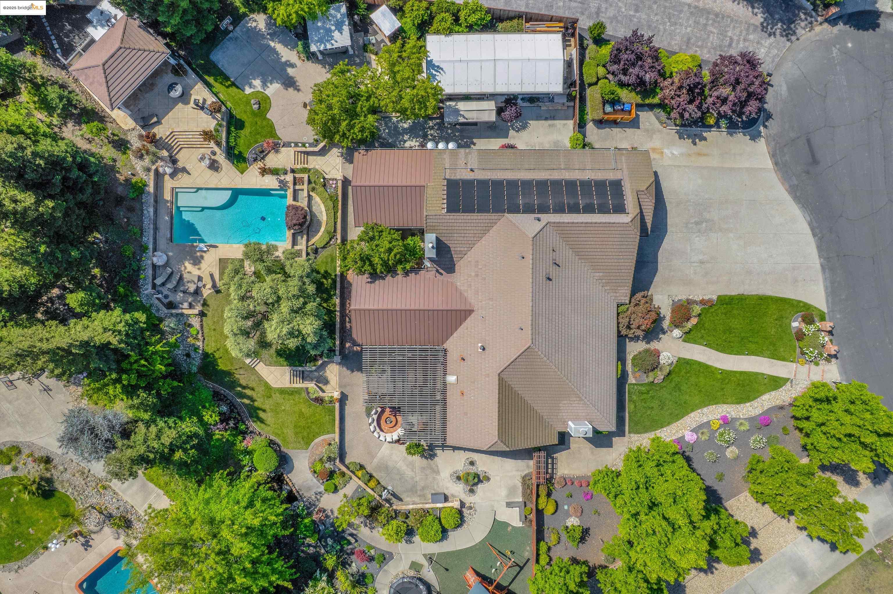 Detail Gallery Image 57 of 60 For 25 Madeira Ct, Oakley,  CA 94561 - 4 Beds | 4 Baths