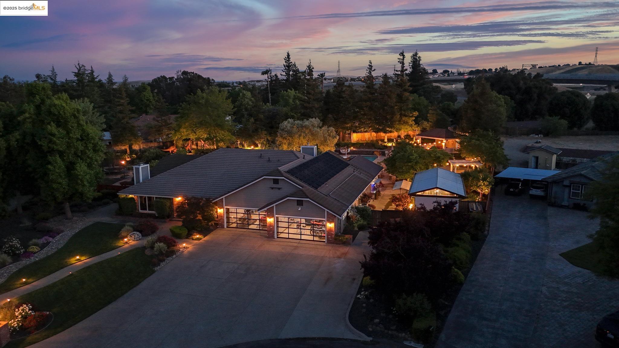 Detail Gallery Image 59 of 60 For 25 Madeira Ct, Oakley,  CA 94561 - 4 Beds | 4 Baths