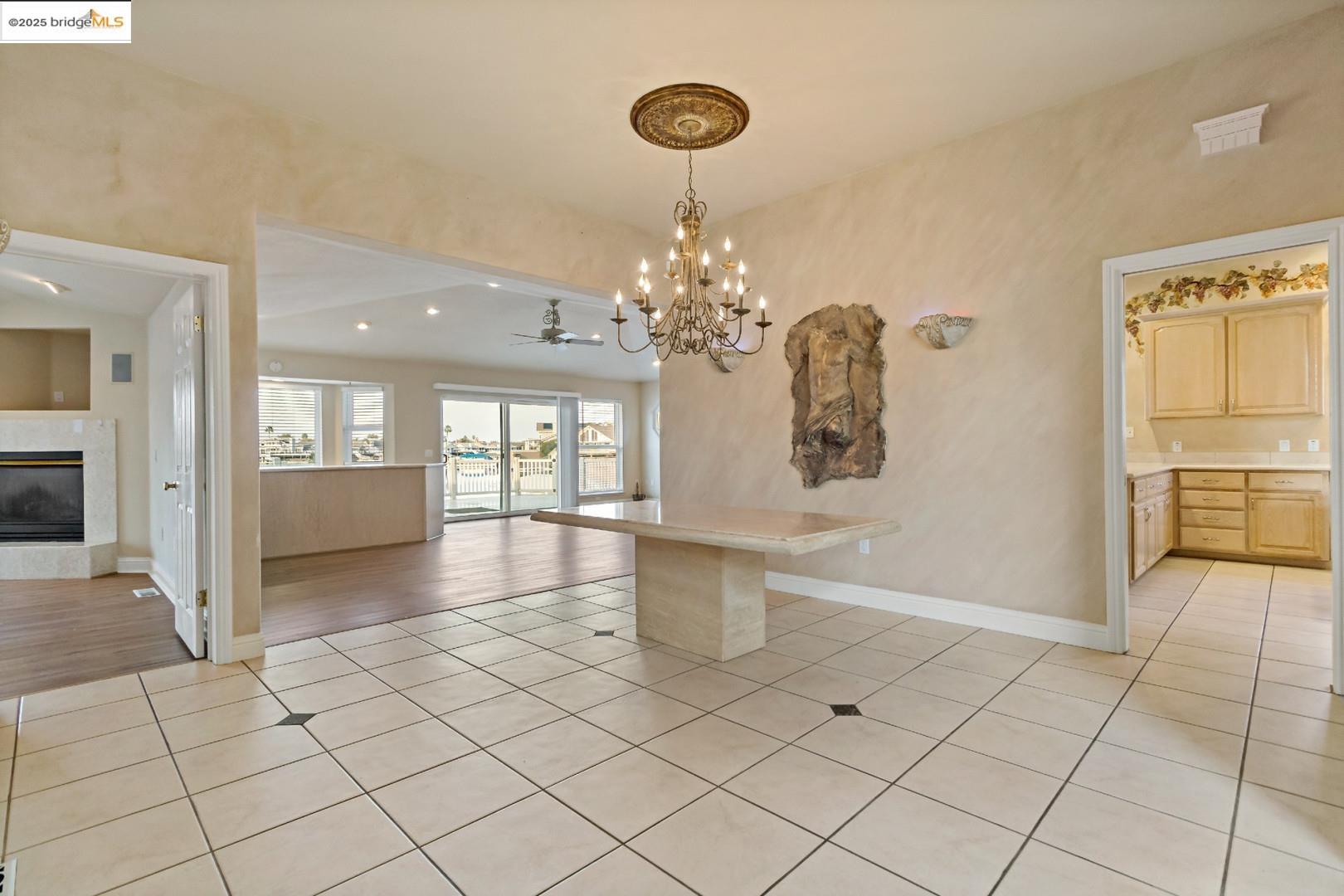 Detail Gallery Image 3 of 12 For 4451 Driftwood Ct, Discovery Bay,  CA 94505 - 4 Beds | 2/1 Baths