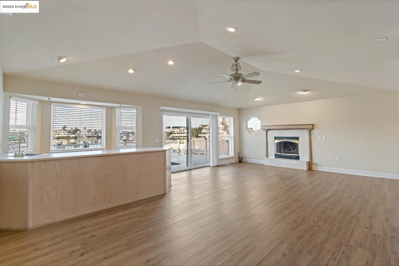 Detail Gallery Image 4 of 12 For 4451 Driftwood Ct, Discovery Bay,  CA 94505 - 4 Beds | 2/1 Baths