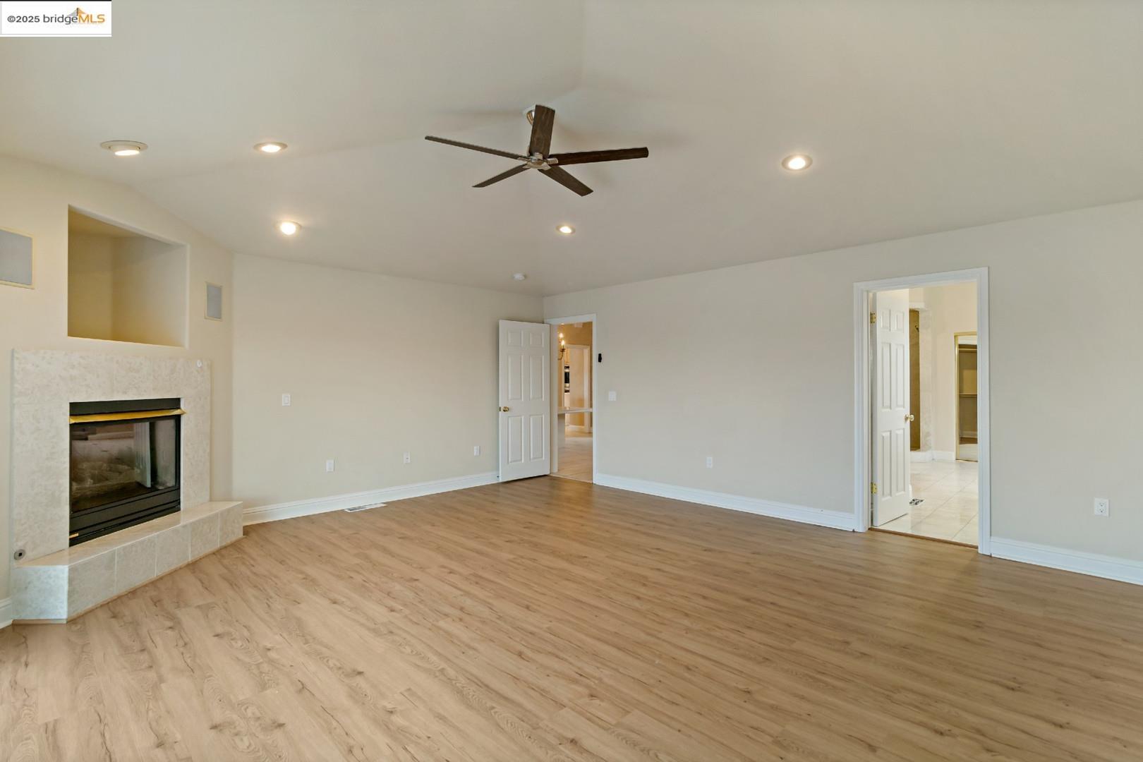 Detail Gallery Image 6 of 12 For 4451 Driftwood Ct, Discovery Bay,  CA 94505 - 4 Beds | 2/1 Baths