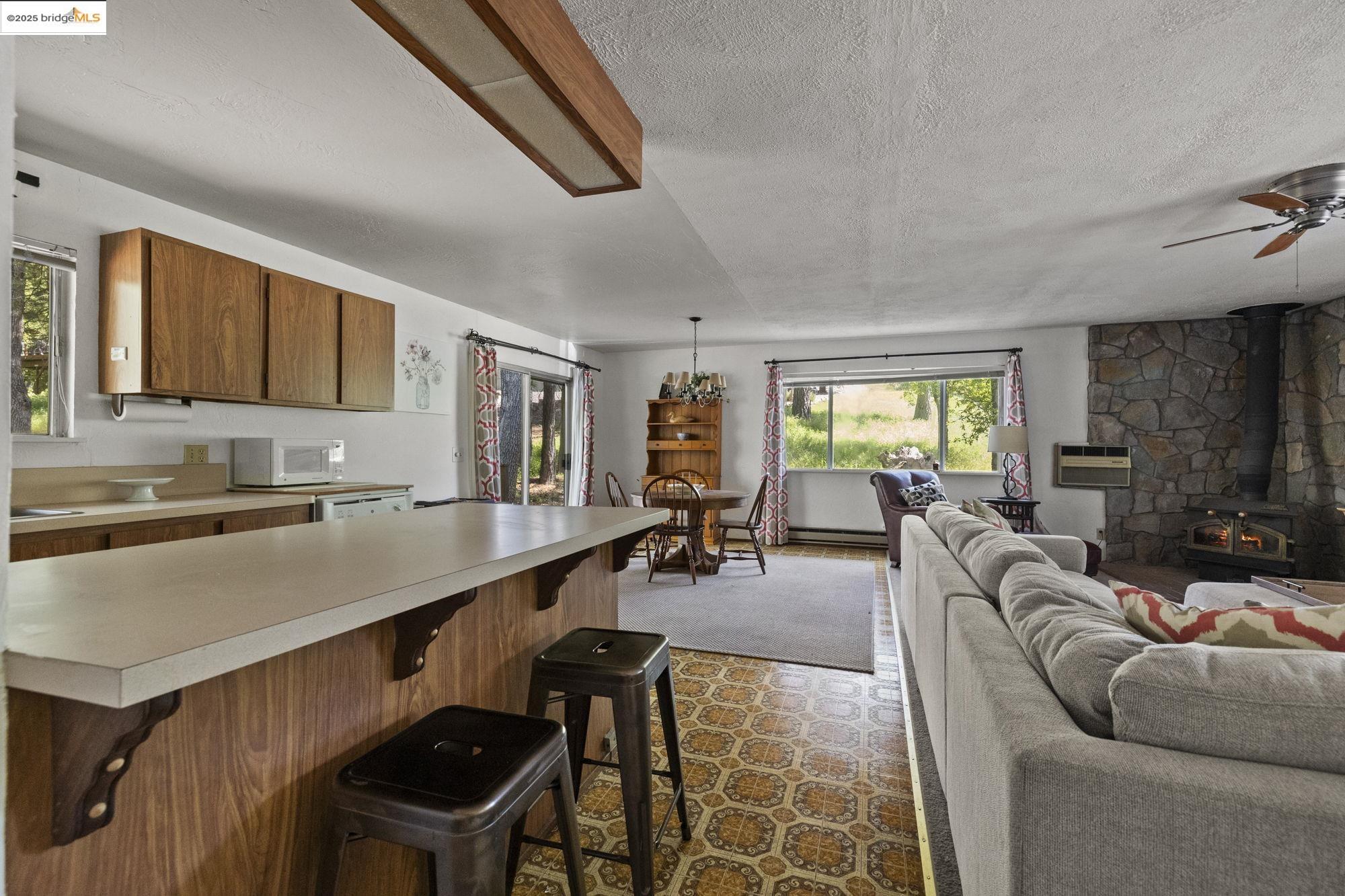 Detail Gallery Image 13 of 29 For 20362 Pine Mountain Dr, Groveland,  CA 95321 - 2 Beds | 1 Baths