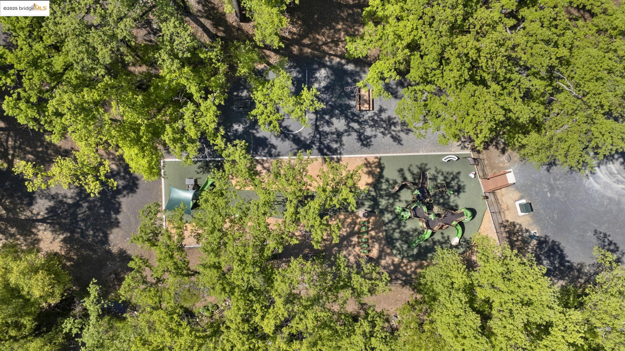 Detail Gallery Image 23 of 29 For 20362 Pine Mountain Dr, Groveland,  CA 95321 - 2 Beds | 1 Baths
