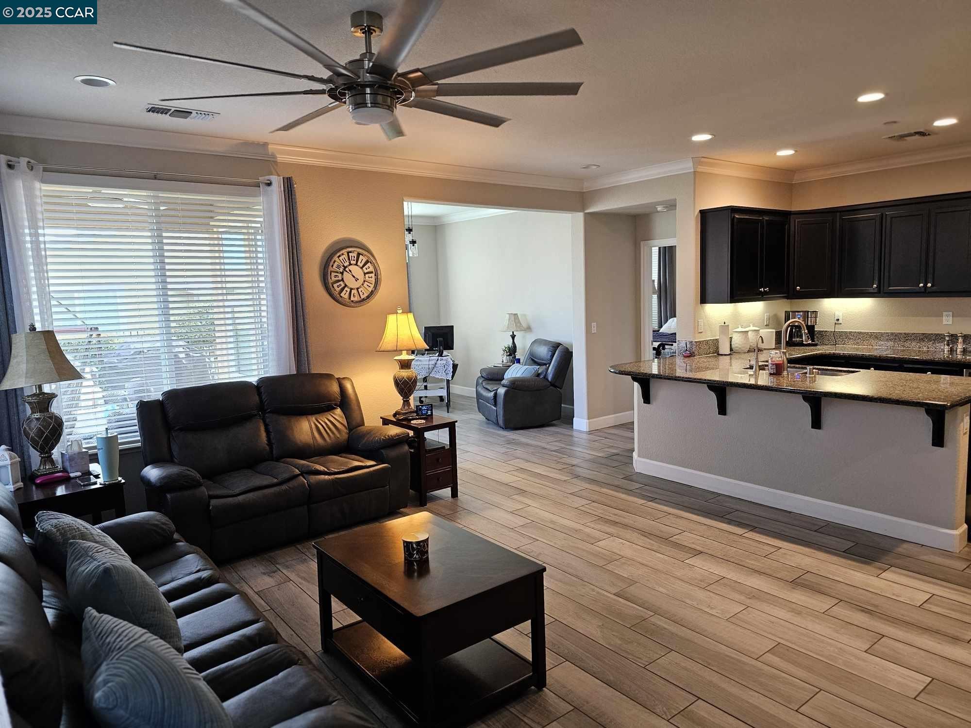 Detail Gallery Image 10 of 57 For 590 Belvedere Dr, Rio Vista,  CA 94571 - 2 Beds | 2 Baths