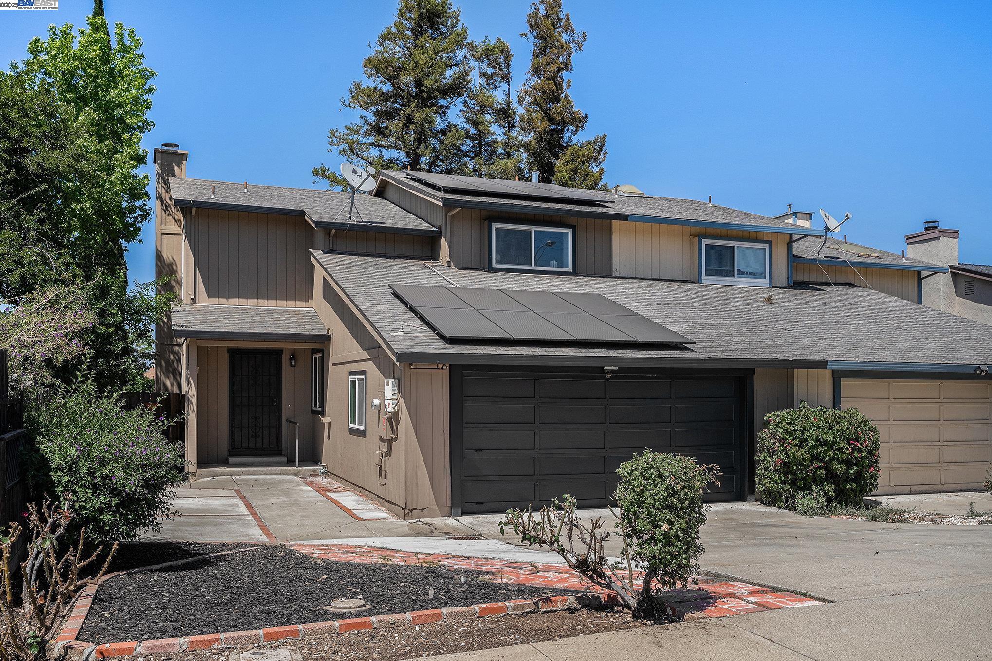 Detail Gallery Image 2 of 36 For 2824 Countrywood Drive, Antioch,  CA 94509 - 3 Beds | 2/1 Baths