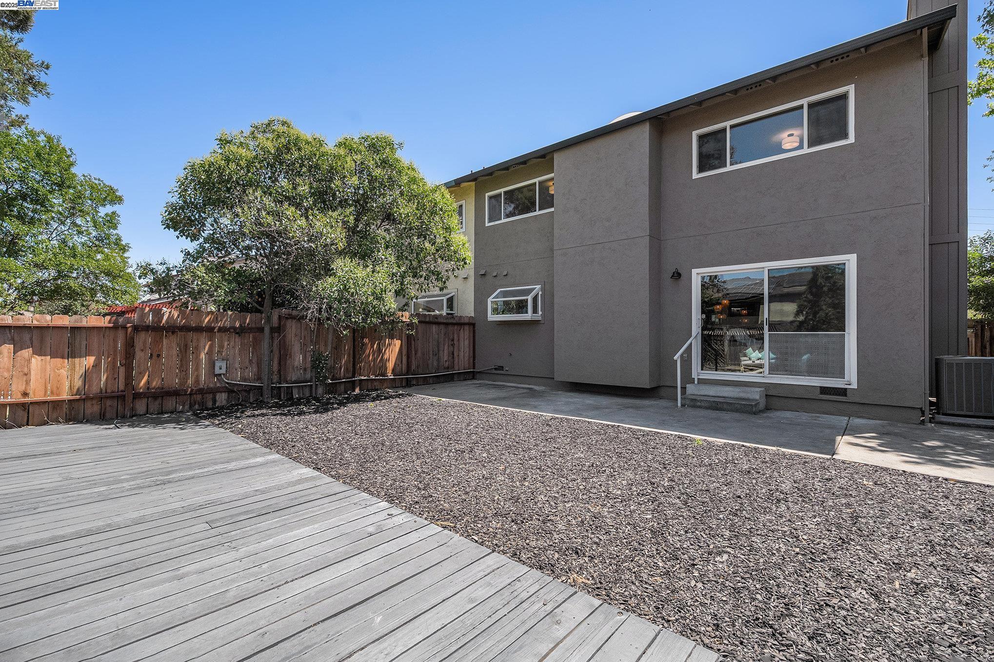 Detail Gallery Image 33 of 36 For 2824 Countrywood Drive, Antioch,  CA 94509 - 3 Beds | 2/1 Baths