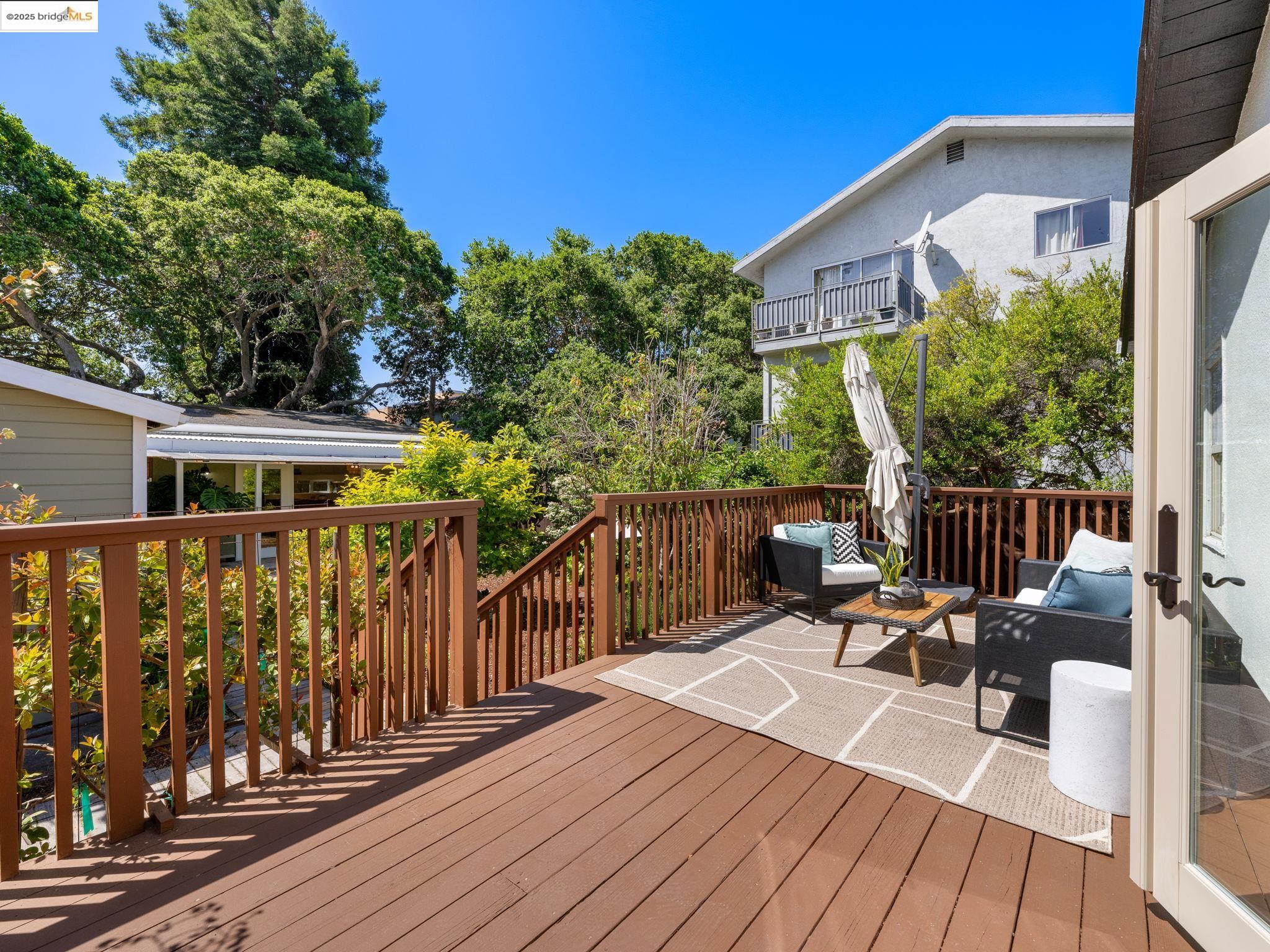 Detail Gallery Image 21 of 43 For 1910 Blake St, Berkeley,  CA 94704 - 3 Beds | 2 Baths