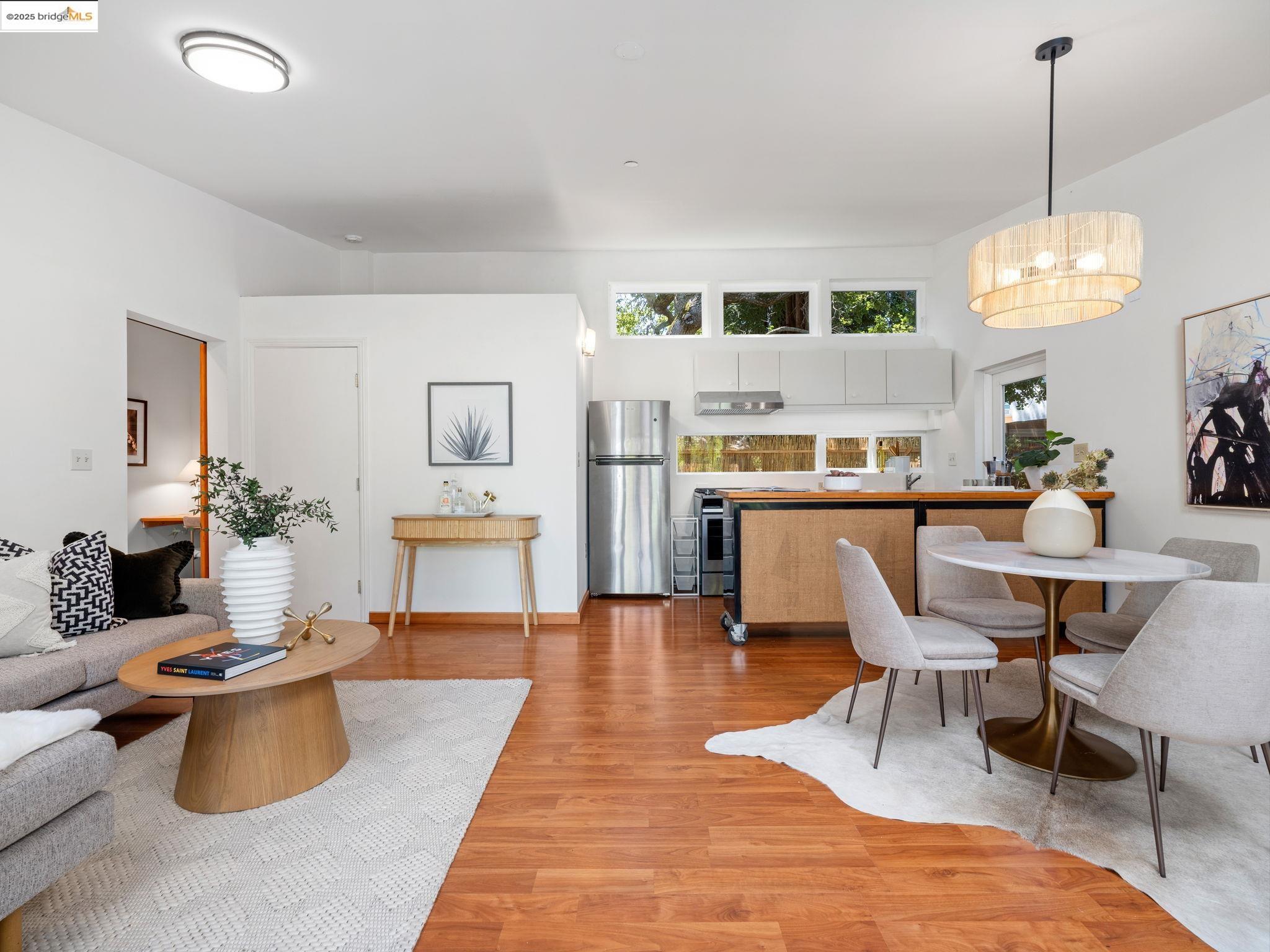 Detail Gallery Image 35 of 43 For 1910 Blake St, Berkeley,  CA 94704 - 3 Beds | 2 Baths