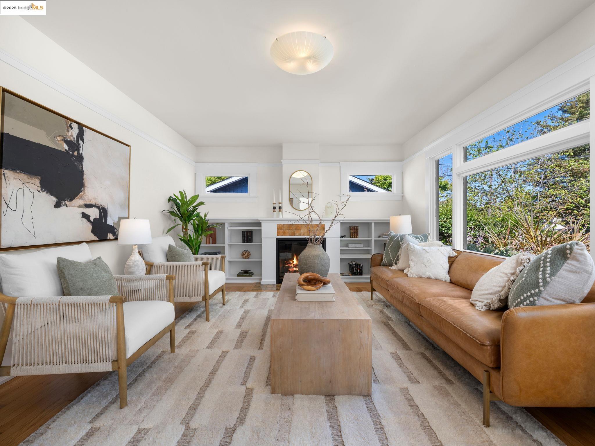 Detail Gallery Image 5 of 43 For 1910 Blake St, Berkeley,  CA 94704 - 3 Beds | 2 Baths