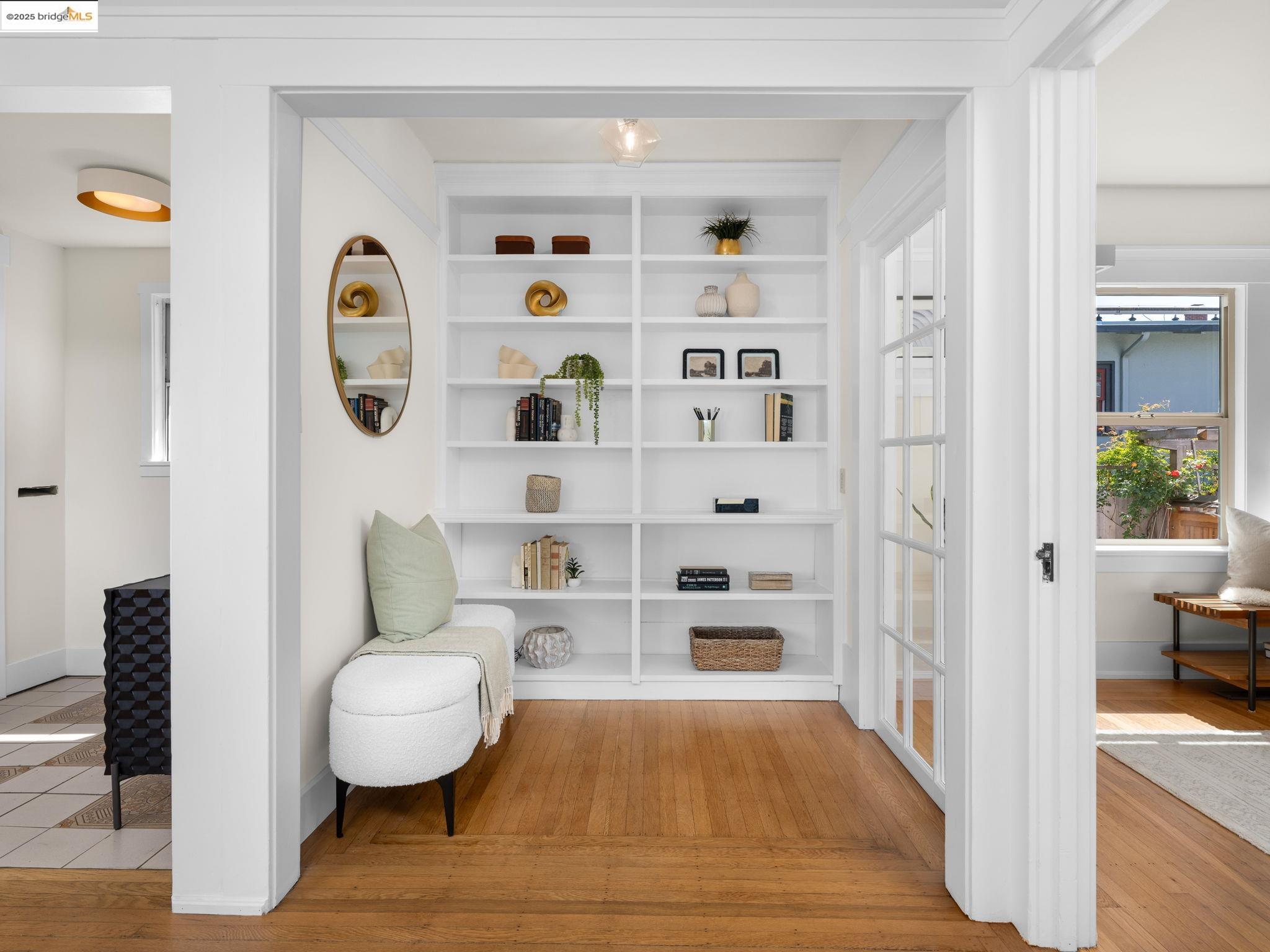 Detail Gallery Image 8 of 43 For 1910 Blake St, Berkeley,  CA 94704 - 3 Beds | 2 Baths