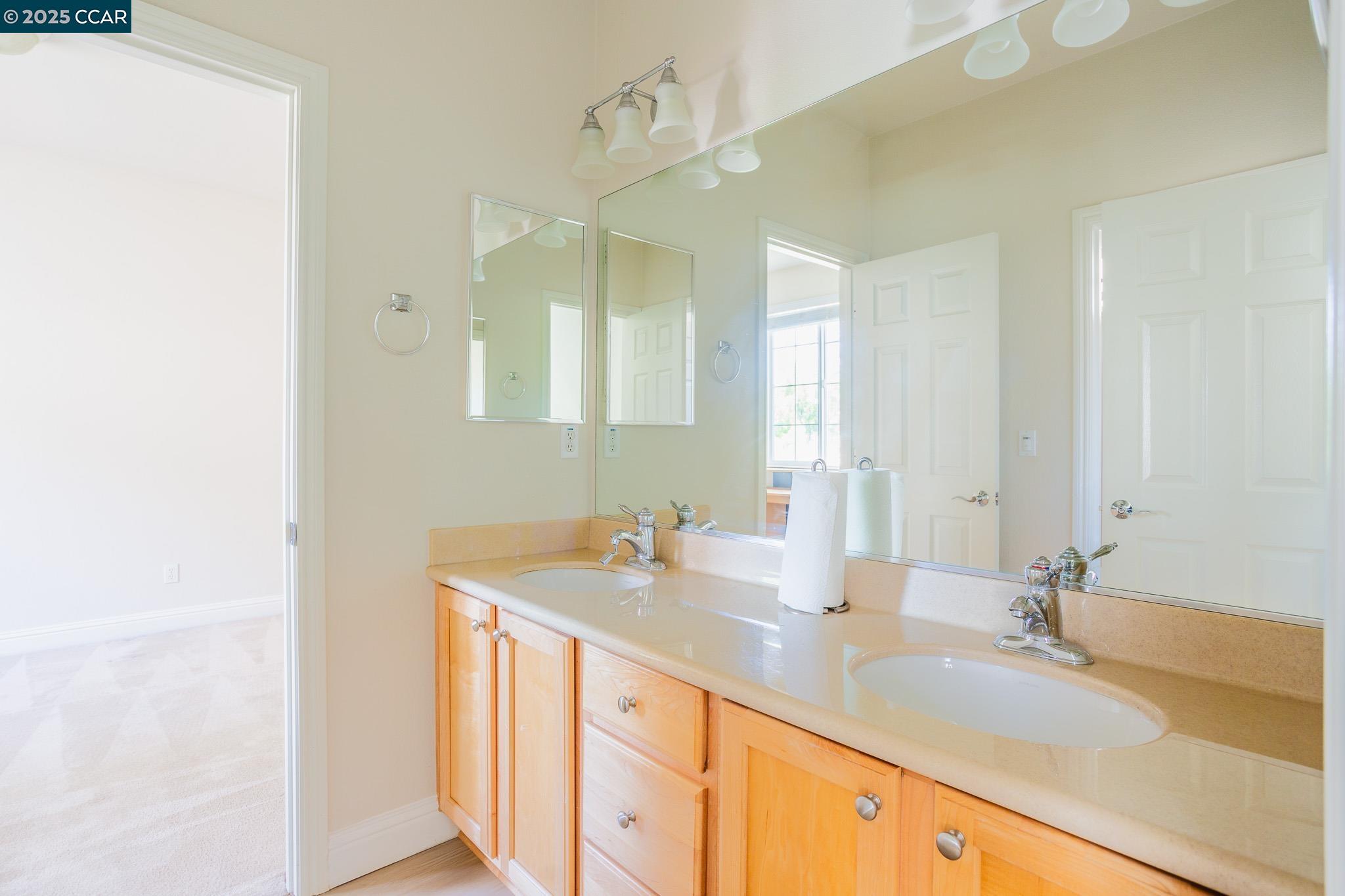 Detail Gallery Image 28 of 33 For 240 S Caballo St, Mountain House,  CA 95391 - 4 Beds | 3 Baths