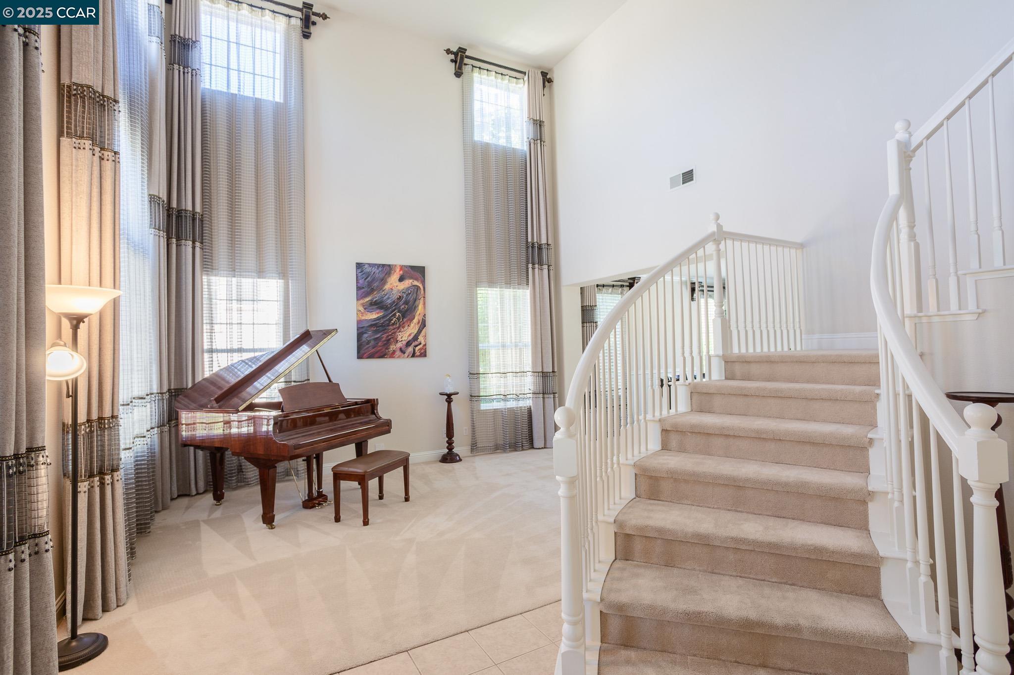 Detail Gallery Image 6 of 33 For 240 S Caballo St, Mountain House,  CA 95391 - 4 Beds | 3 Baths