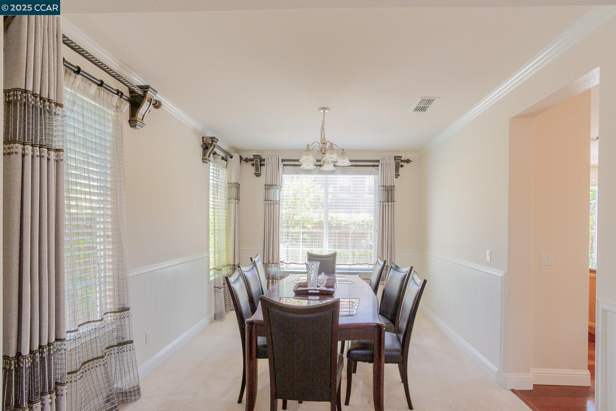 Detail Gallery Image 9 of 33 For 240 S Caballo St, Mountain House,  CA 95391 - 4 Beds | 3 Baths