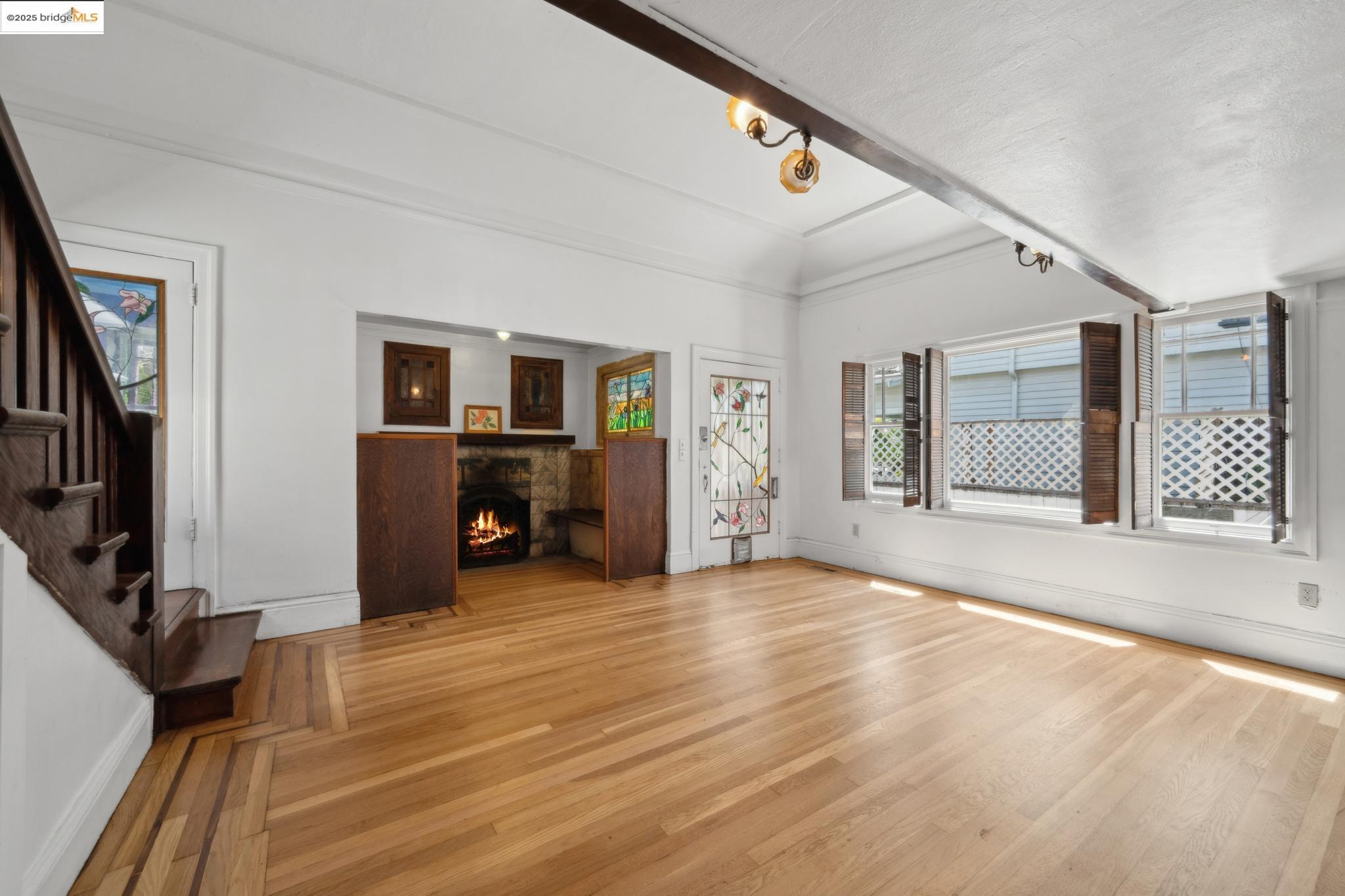 Detail Gallery Image 13 of 47 For 2119 Derby St, Berkeley,  CA 94705 - 2 Beds | 1 Baths