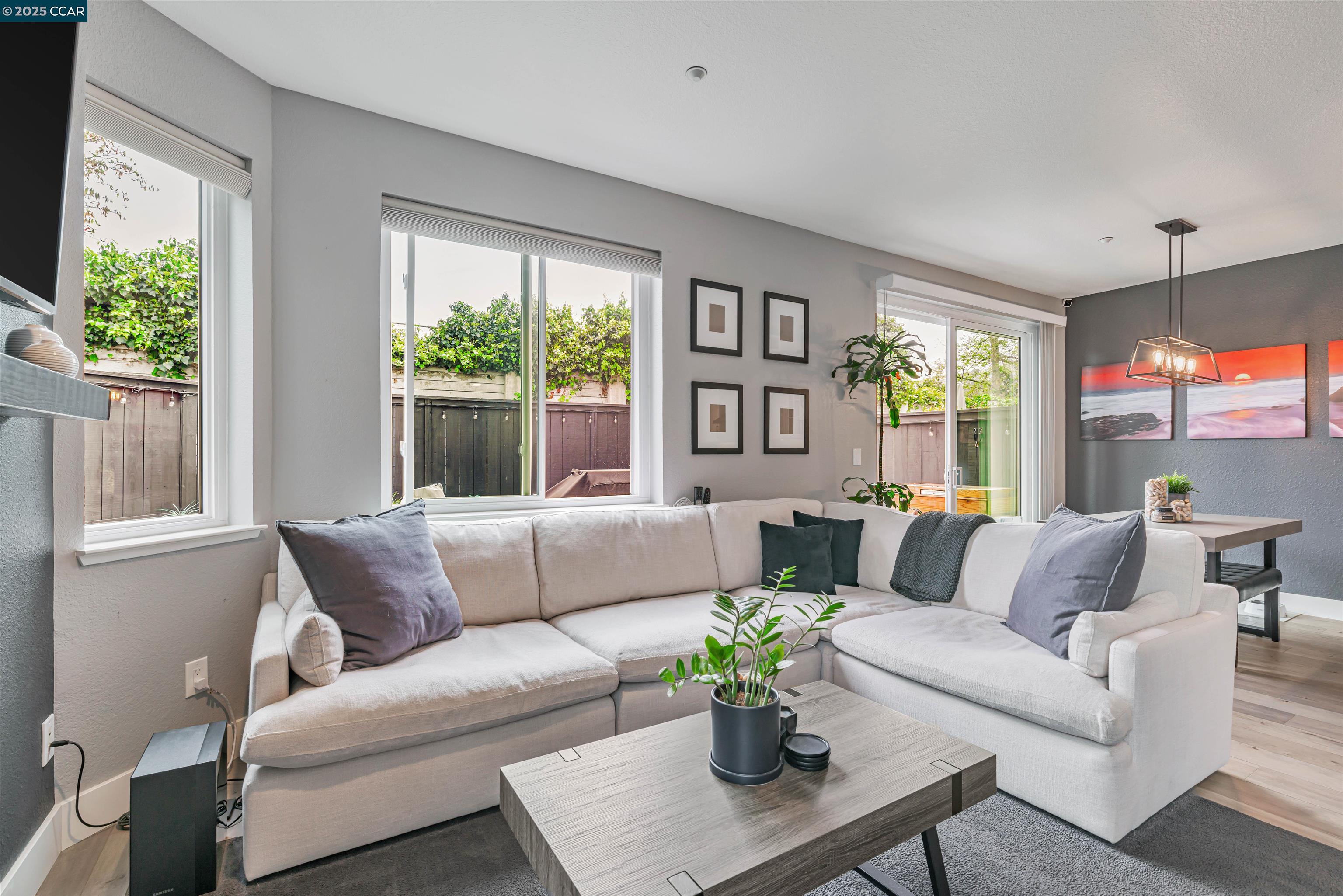Detail Gallery Image 3 of 31 For 62 Danville Oak Pl, Danville,  CA 94526 - 2 Beds | 2 Baths