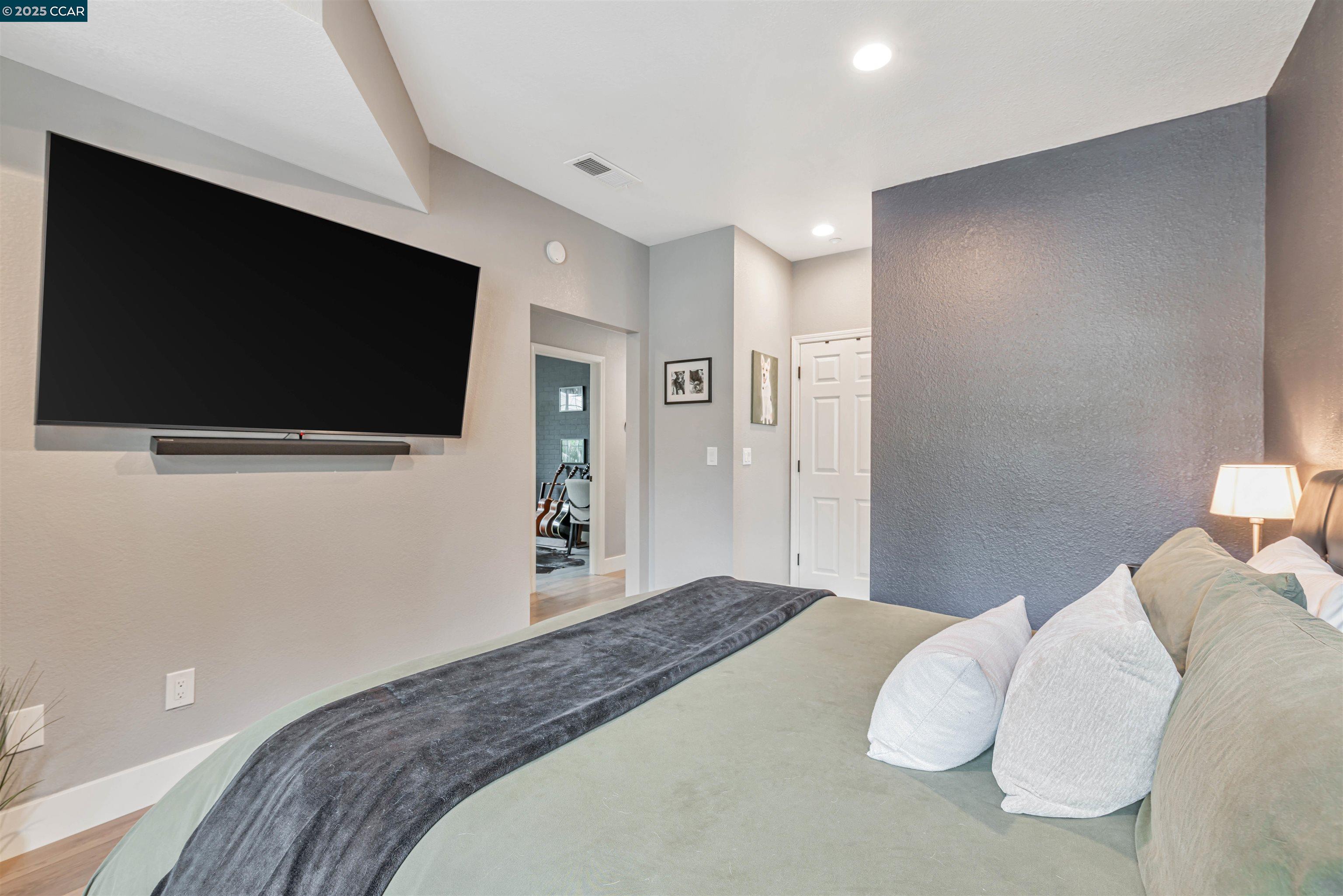 Detail Gallery Image 19 of 31 For 62 Danville Oak Pl, Danville,  CA 94526 - 2 Beds | 2 Baths