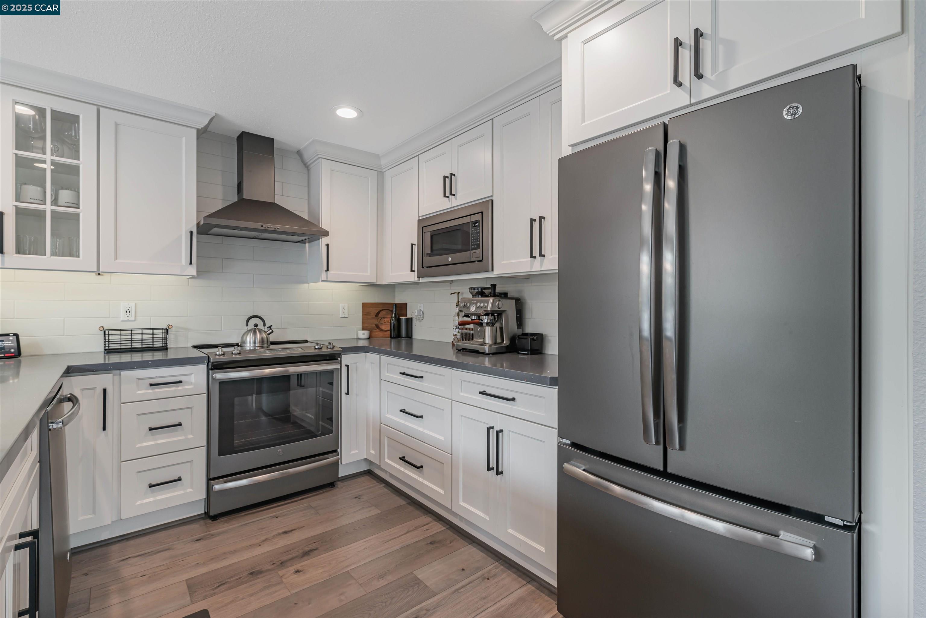 Detail Gallery Image 7 of 31 For 62 Danville Oak Pl, Danville,  CA 94526 - 2 Beds | 2 Baths