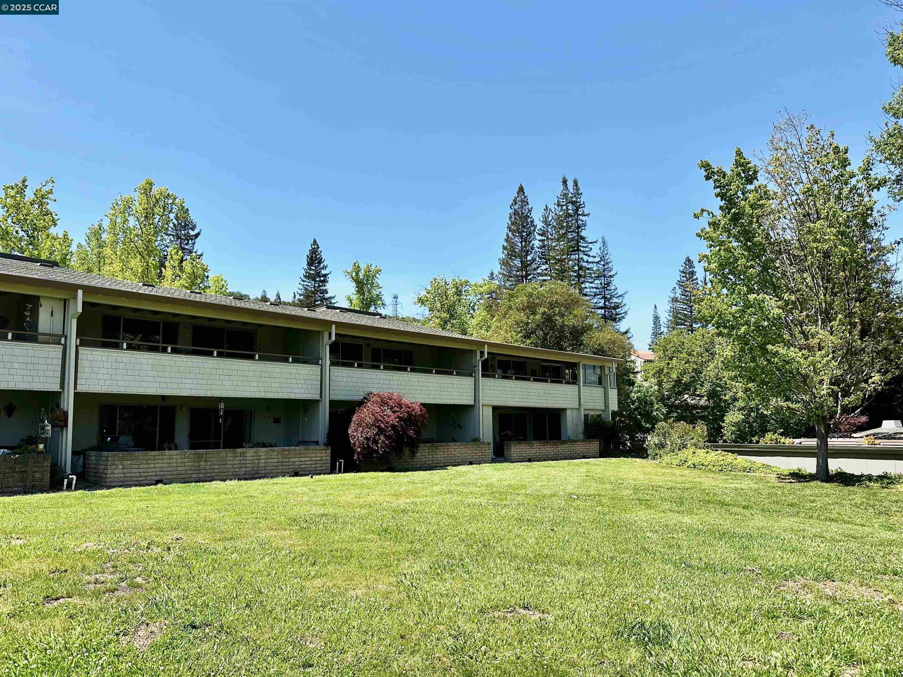 MLS: 41096467 Condo For Sale