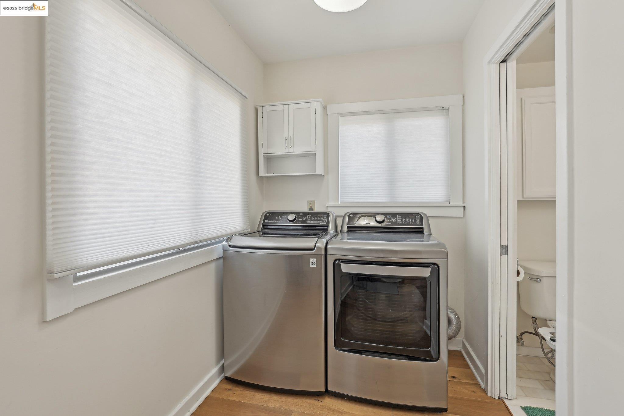 Detail Gallery Image 17 of 40 For 1318 8th St, Alameda,  CA 94501 - 2 Beds | 1/1 Baths