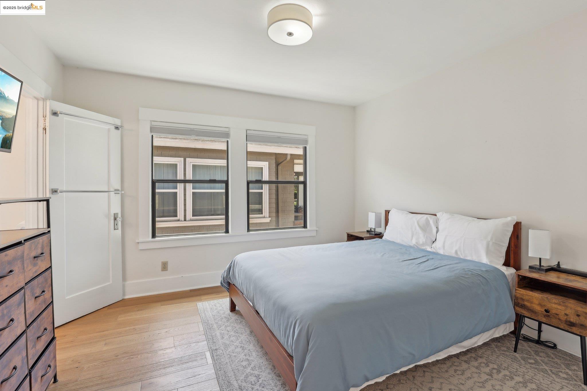 Detail Gallery Image 22 of 40 For 1318 8th St, Alameda,  CA 94501 - 2 Beds | 1/1 Baths
