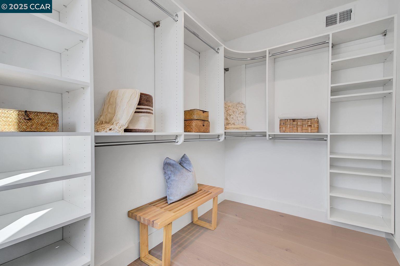 Detail Gallery Image 20 of 31 For 16023 Bartlett Ct, Los Gatos,  CA 95032 - 2 Beds | 2 Baths