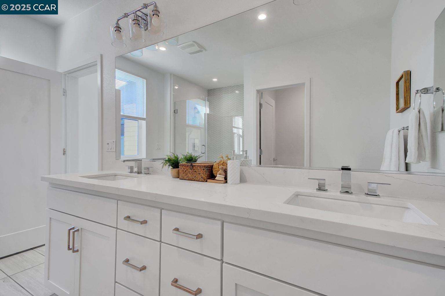 Detail Gallery Image 23 of 31 For 16023 Bartlett Ct, Los Gatos,  CA 95032 - 2 Beds | 2 Baths