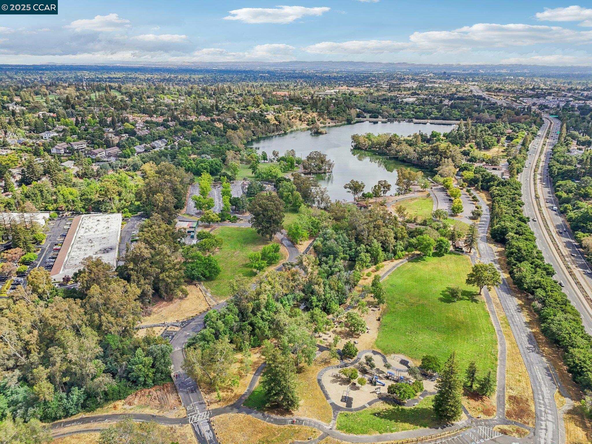 Detail Gallery Image 32 of 60 For 16023 Bartlett Ct, Los Gatos,  CA 95032 - 2 Beds | 2 Baths
