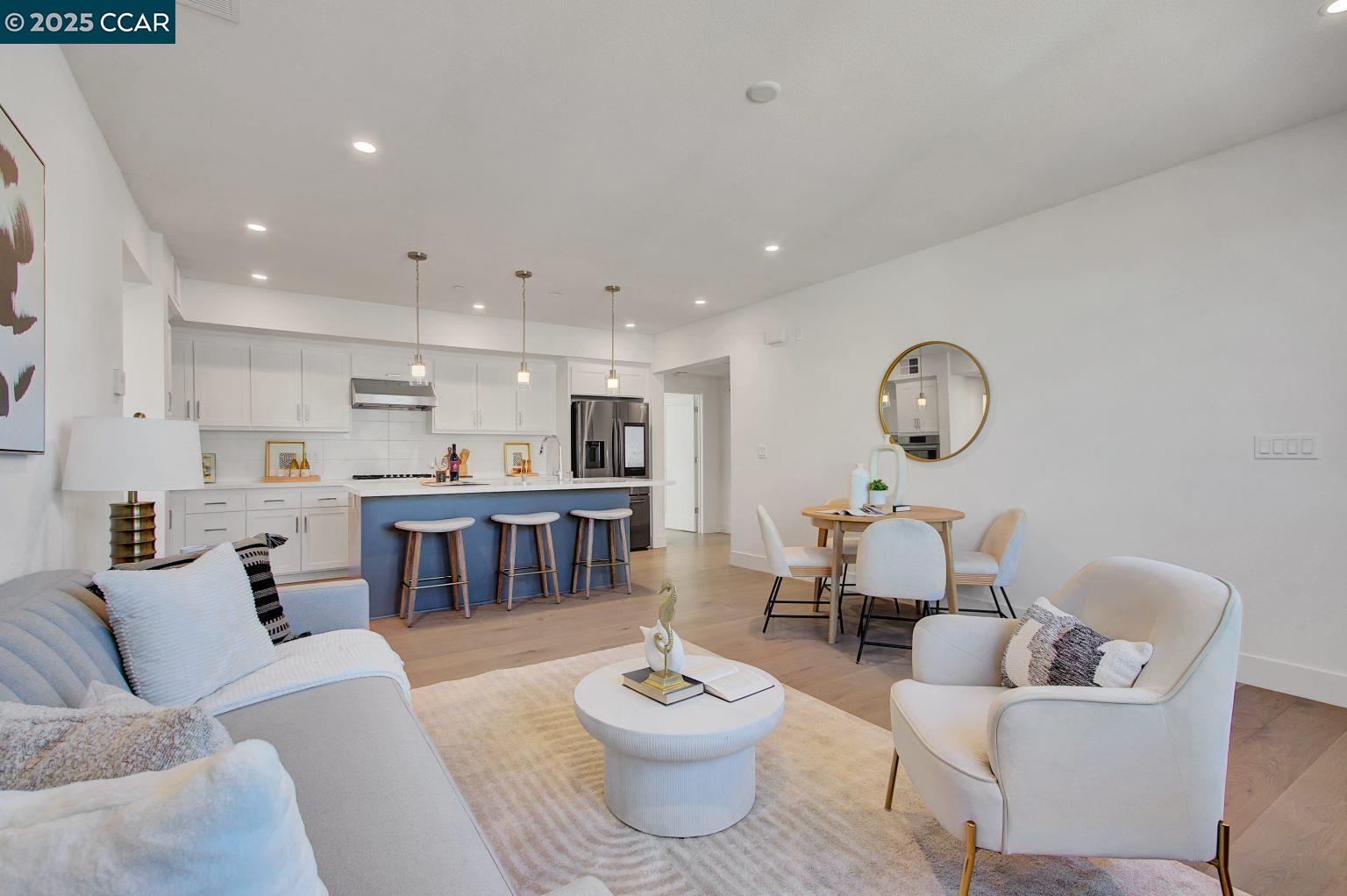 Detail Gallery Image 6 of 31 For 16023 Bartlett Ct, Los Gatos,  CA 95032 - 2 Beds | 2 Baths