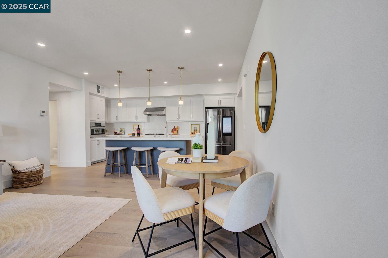 Detail Gallery Image 7 of 31 For 16023 Bartlett Ct, Los Gatos,  CA 95032 - 2 Beds | 2 Baths