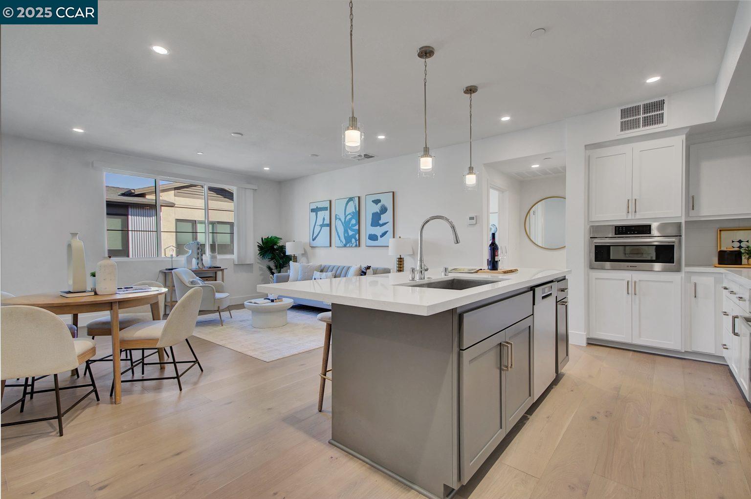 Detail Gallery Image 9 of 31 For 16023 Bartlett Ct, Los Gatos,  CA 95032 - 2 Beds | 2 Baths