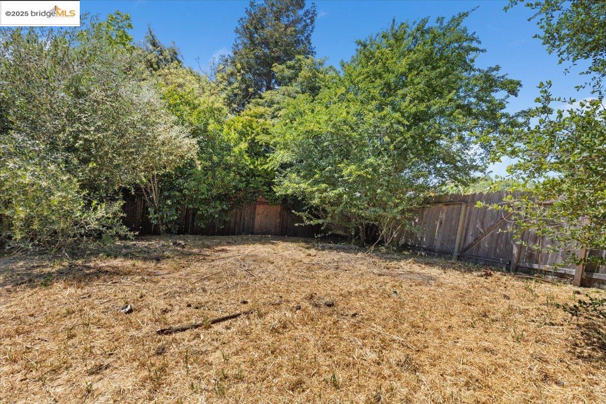 Detail Gallery Image 5 of 17 For 516 Hichborn Street, Vallejo,  CA 94590 - – Beds | – Baths