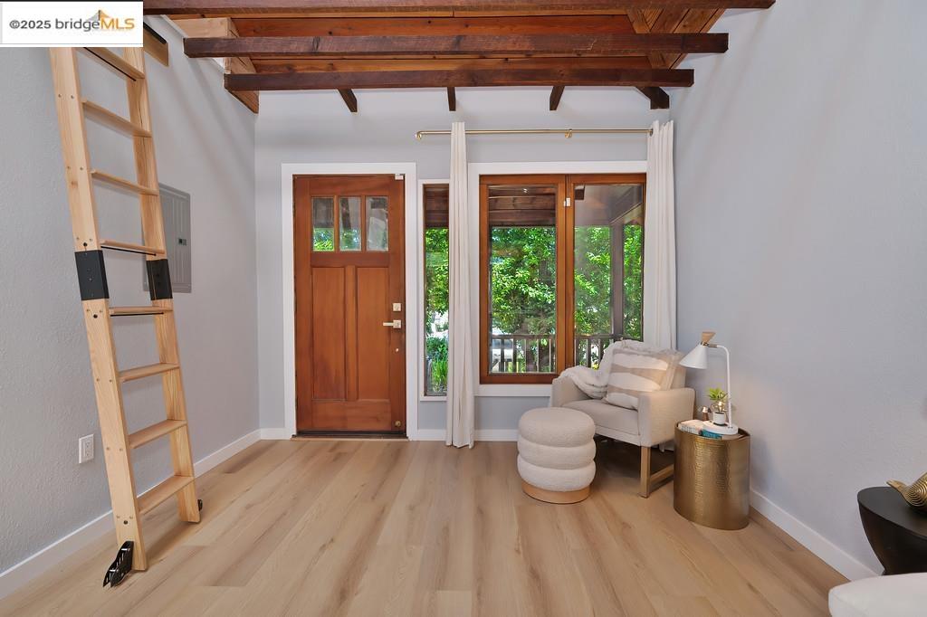 Detail Gallery Image 13 of 60 For 1215 55th St, Oakland,  CA 94608 - 2 Beds | 2 Baths