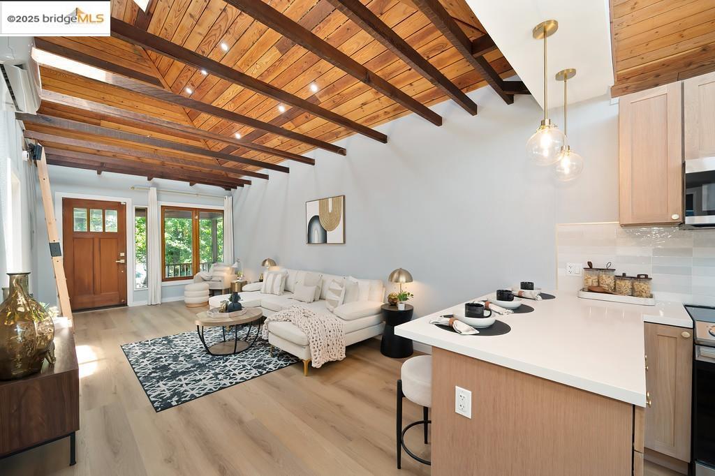 Detail Gallery Image 21 of 60 For 1215 55th St, Oakland,  CA 94608 - 2 Beds | 2 Baths