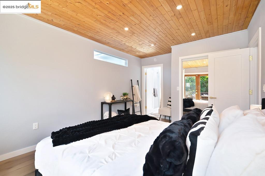 Detail Gallery Image 35 of 60 For 1215 55th St, Oakland,  CA 94608 - 2 Beds | 2 Baths
