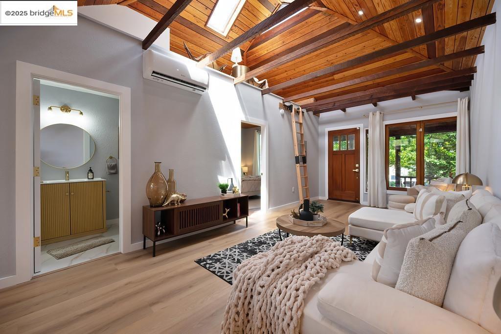 Detail Gallery Image 5 of 60 For 1215 55th St, Oakland,  CA 94608 - 2 Beds | 2 Baths