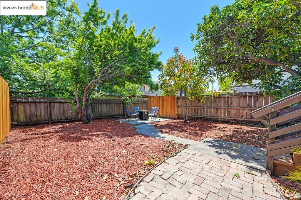 Detail Gallery Image 52 of 60 For 1215 55th St, Oakland,  CA 94608 - 2 Beds | 2 Baths