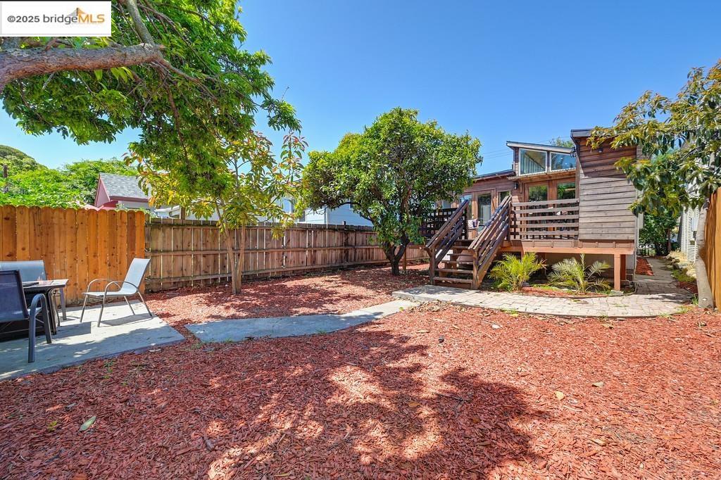 Detail Gallery Image 53 of 60 For 1215 55th St, Oakland,  CA 94608 - 2 Beds | 2 Baths