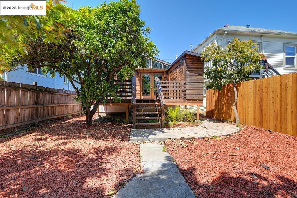 Detail Gallery Image 54 of 60 For 1215 55th St, Oakland,  CA 94608 - 2 Beds | 2 Baths