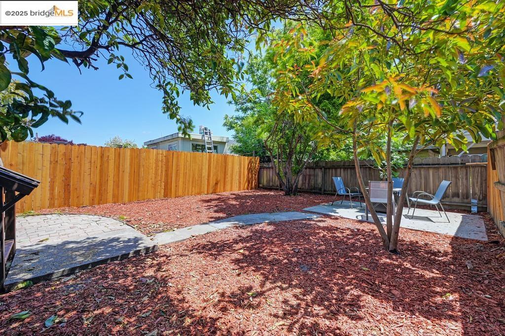 Detail Gallery Image 57 of 60 For 1215 55th St, Oakland,  CA 94608 - 2 Beds | 2 Baths