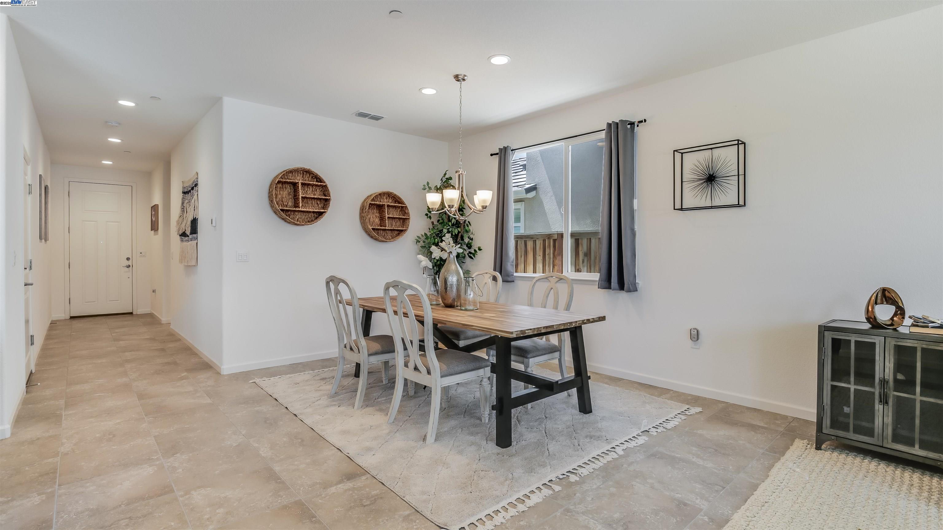 Detail Gallery Image 15 of 28 For 1515 Garden Farms Ave, Lathrop,  CA 95330 - 4 Beds | 3 Baths