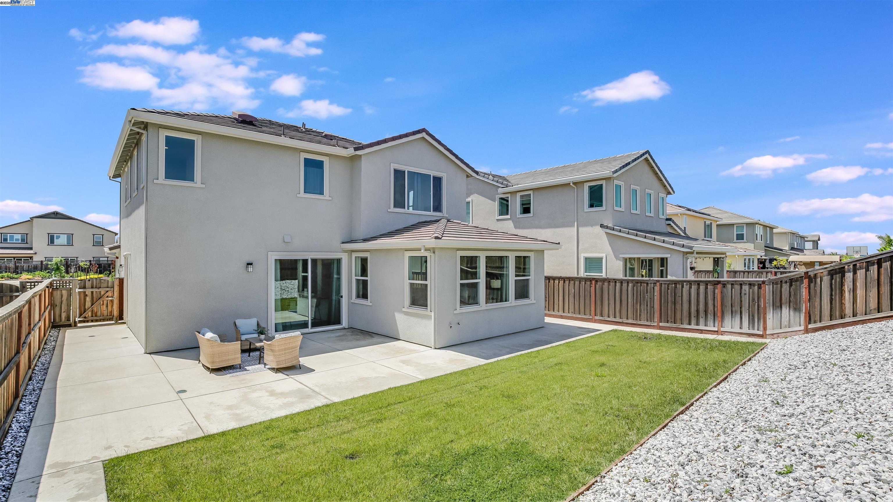 Detail Gallery Image 3 of 28 For 1515 Garden Farms Ave, Lathrop,  CA 95330 - 4 Beds | 3 Baths