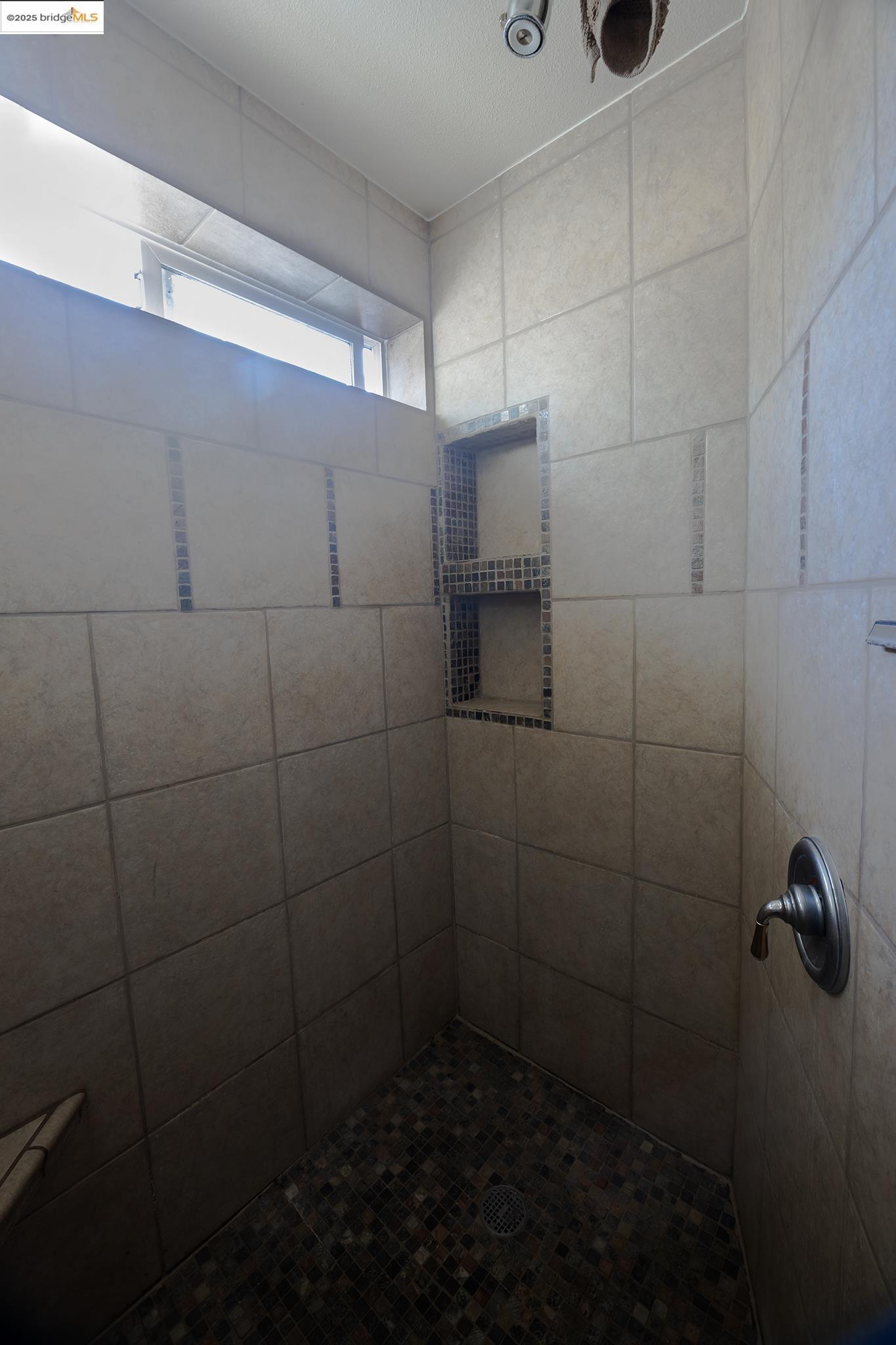 Detail Gallery Image 19 of 22 For 18670 Cedar, Tuolumne,  CA 95379-9542 - 3 Beds | 2 Baths