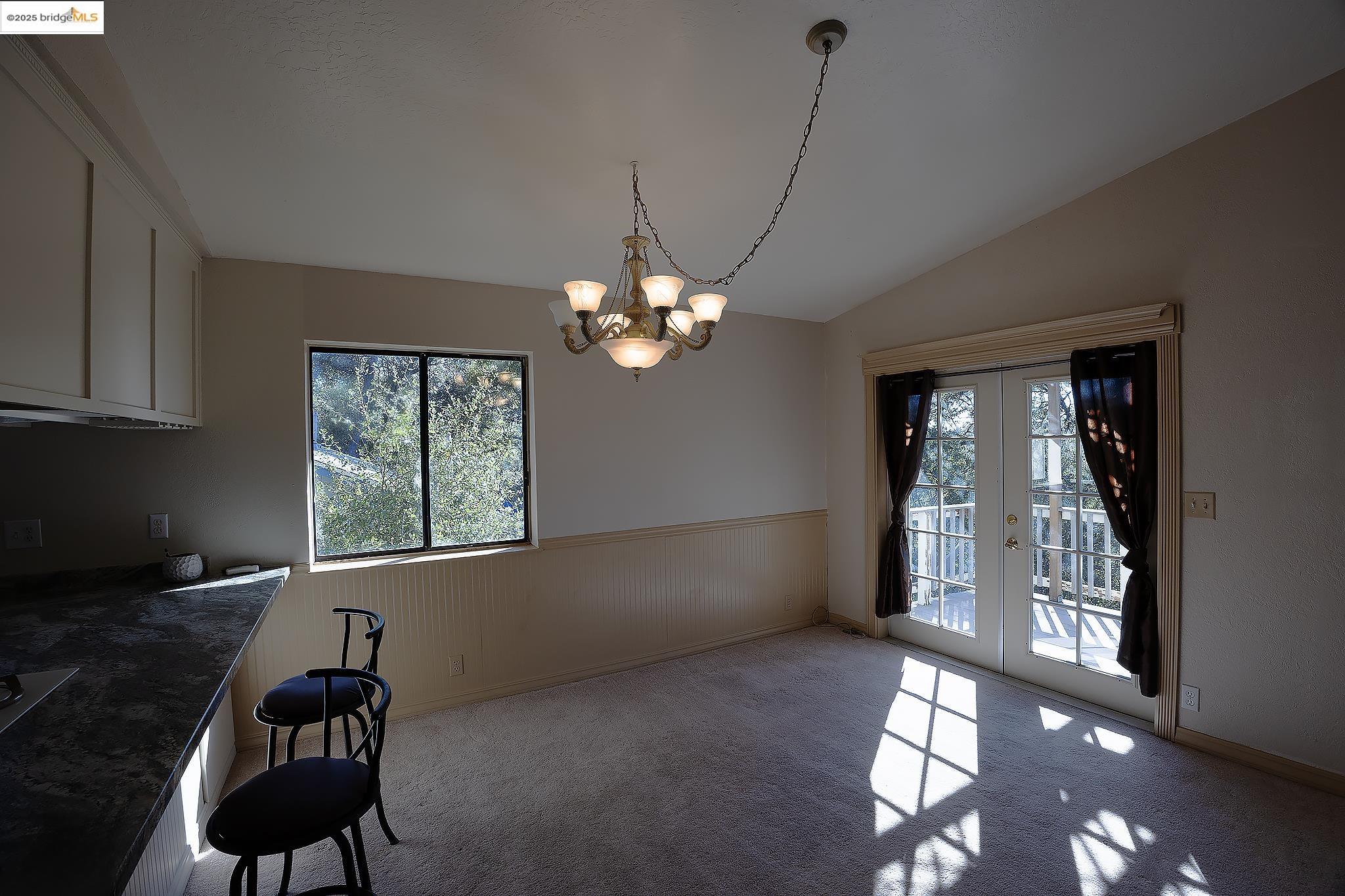 Detail Gallery Image 6 of 22 For 18670 Cedar, Tuolumne,  CA 95379-9542 - 3 Beds | 2 Baths